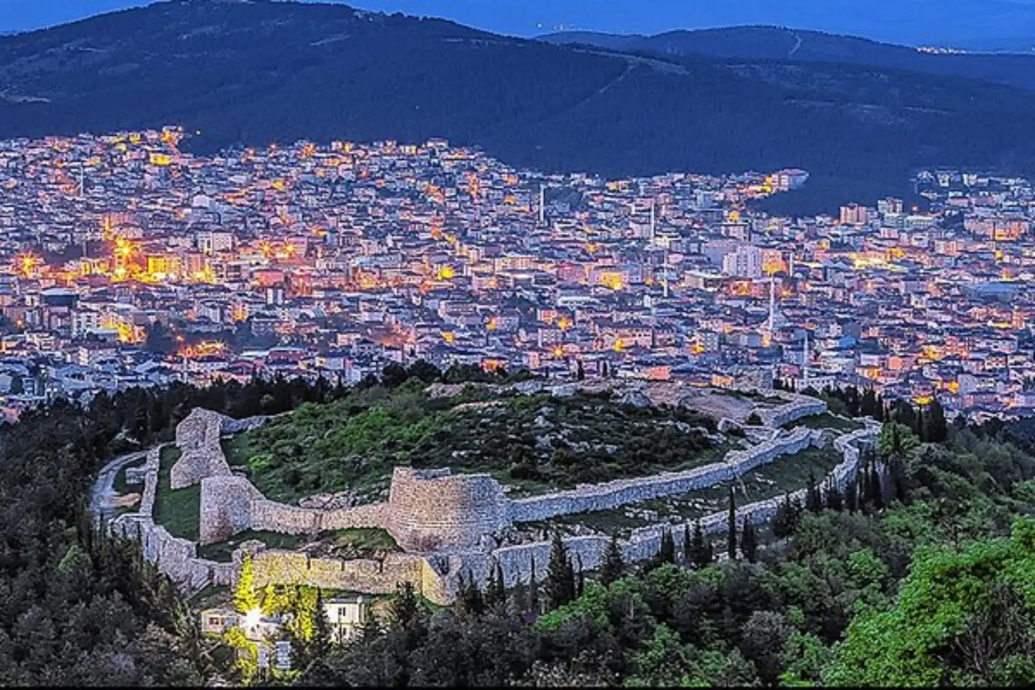 sultanbeyli-geri-donusum-hurda_turker